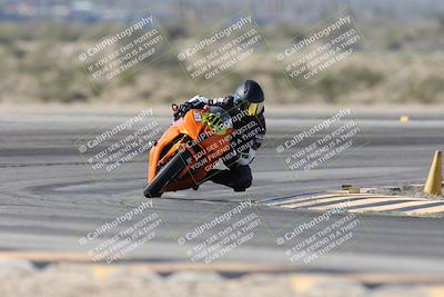 media/Jan-15-2026-Racers Edge (Thu) [[dfebeb70ab]]/3-B Group/Session 2 (Turn 11)/